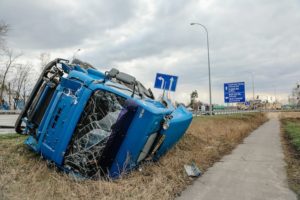 6 Steps for Suing After an Accident Being Prepared: 4 Extremely Common Causes of Car and Truck Road Accidents