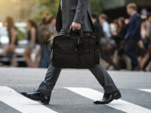 8 Important Tips for Selling a Business Executive Businessman Bag - Executive Chronicles