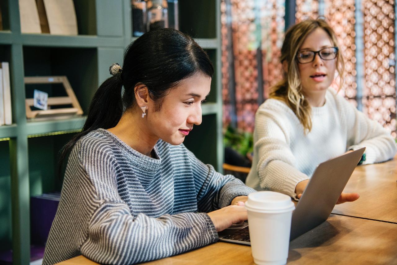 Inclusive Ads - 5 Tips For Writing Job Listings to Promote Diversity & Inclusion