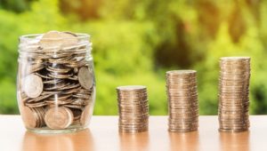 4 Tips to Staying on Track With Your Budget