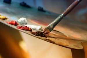 5 Jobs for Creative Individuals That Love Art